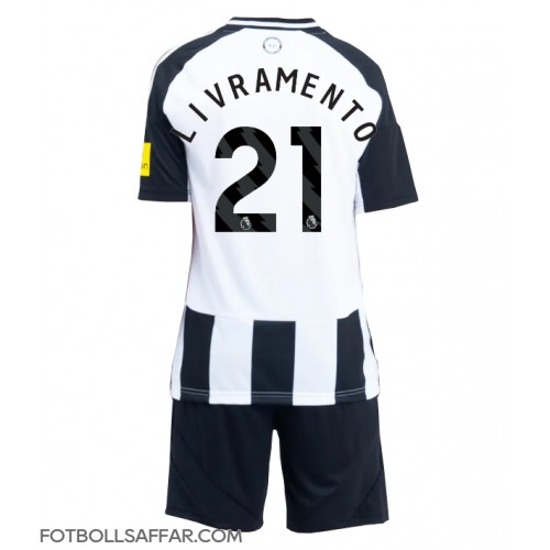 Newcastle United Tino Livramento #21 Hemmadräkt Barn 2024-25 Kortärmad (+ Korta byxor)